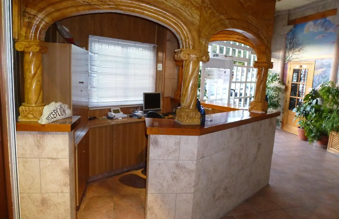 Hotel Limas-1